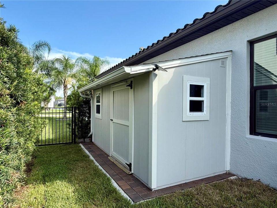 En Venta: $1,299,900 (4 camas, 3 baños, 3488 Pies cuadrados)