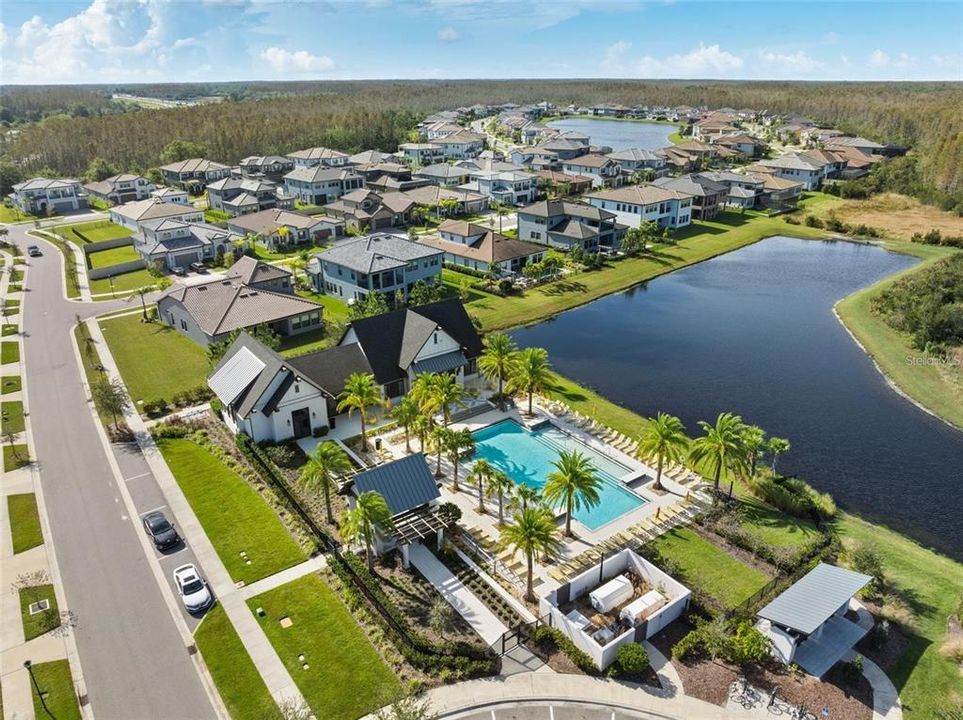 En Venta: $1,299,900 (4 camas, 3 baños, 3488 Pies cuadrados)