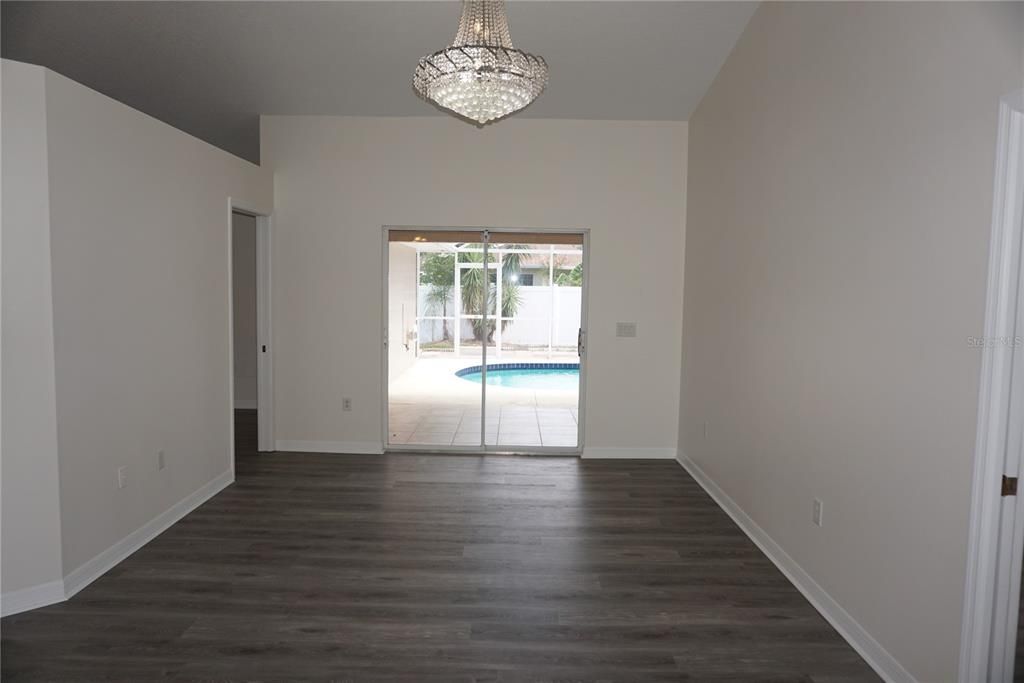 En Venta: $399,880 (3 camas, 2 baños, 1696 Pies cuadrados)