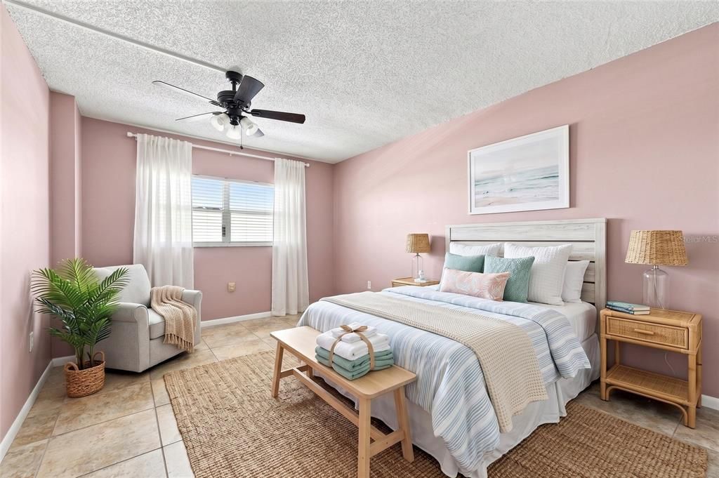 For Sale: $299,000 (2 beds, 2 baths, 1450 Square Feet)