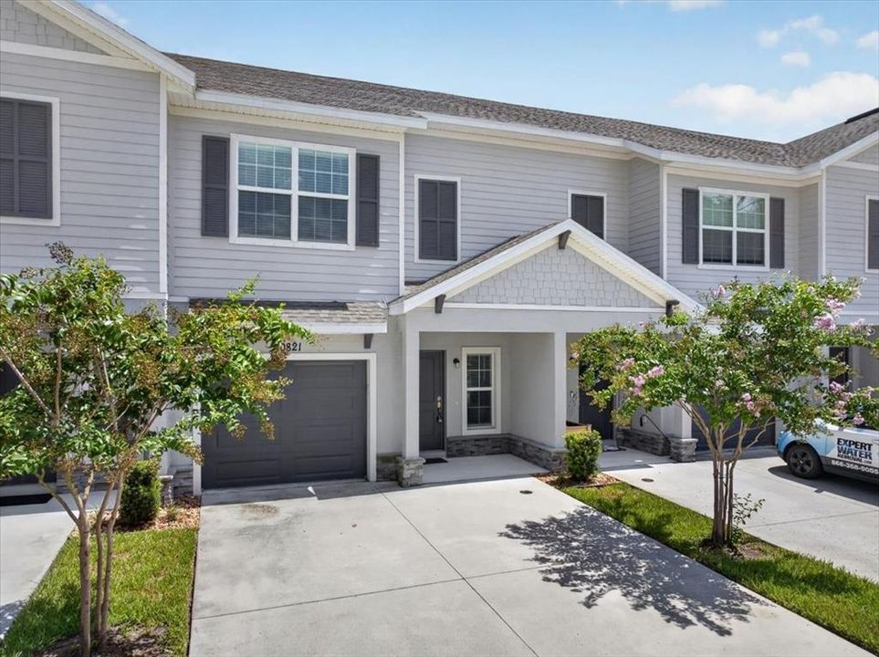 For Sale: $313,000 (3 beds, 2 baths, 1679 Square Feet)