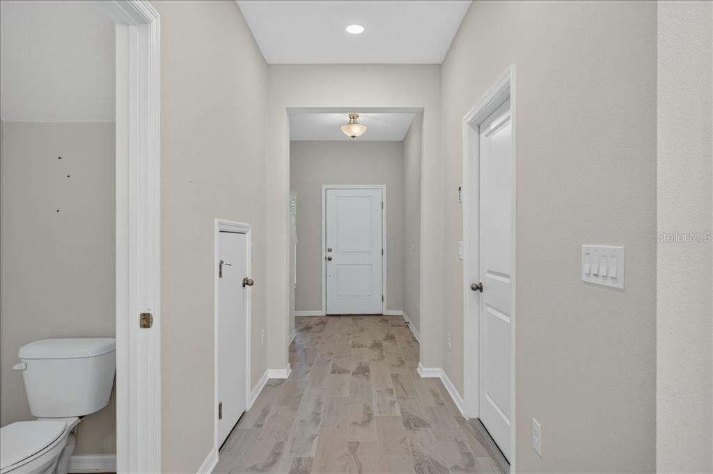 For Sale: $313,000 (3 beds, 2 baths, 1679 Square Feet)
