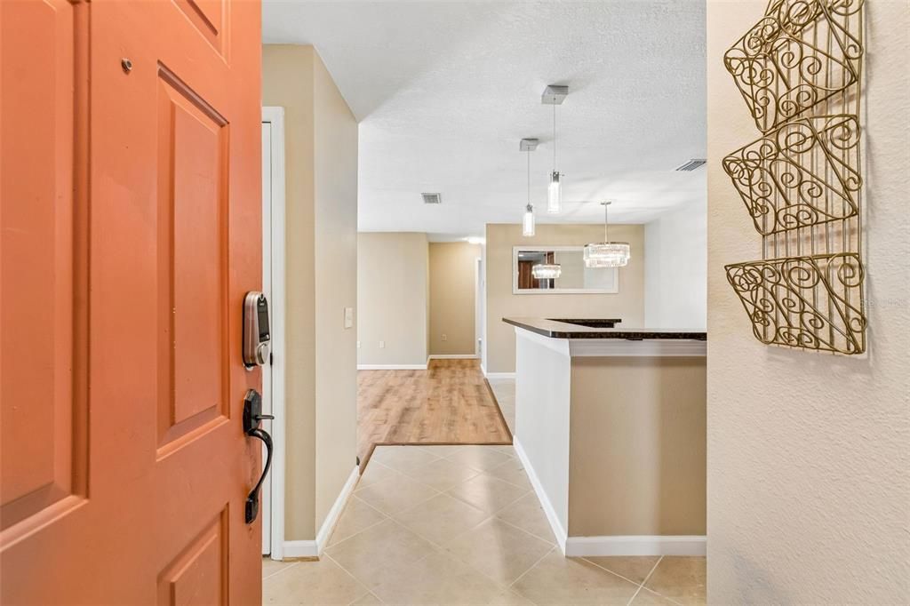 На продажу: $149,990 (2 спален, 2 ванн, 1164 Квадратных фут)
