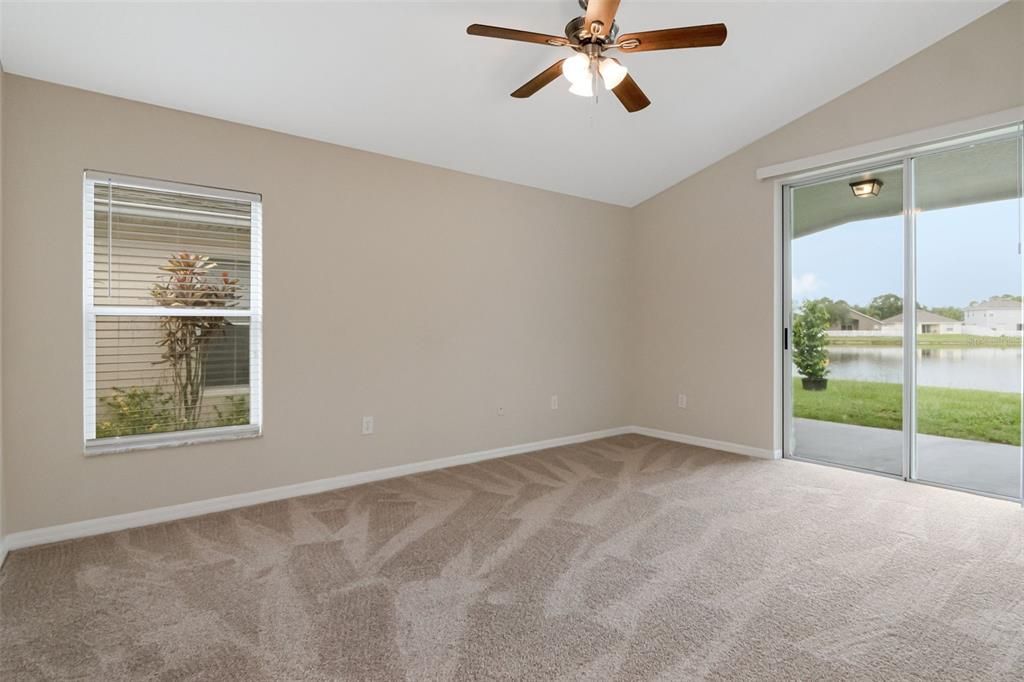 For Sale: $300,000 (3 beds, 2 baths, 1640 Square Feet)