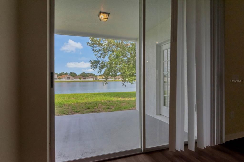 For Sale: $300,000 (3 beds, 2 baths, 1640 Square Feet)