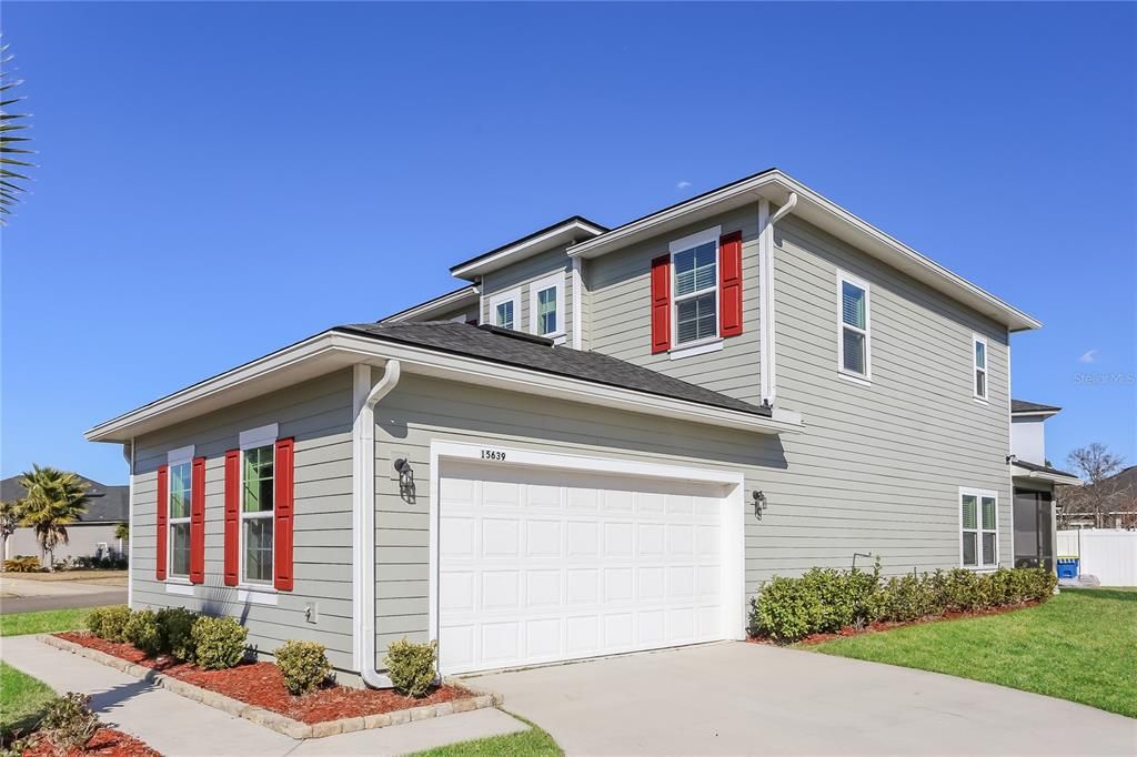 For Rent: $2,690 (4 beds, 2 baths, 2620 Square Feet)
