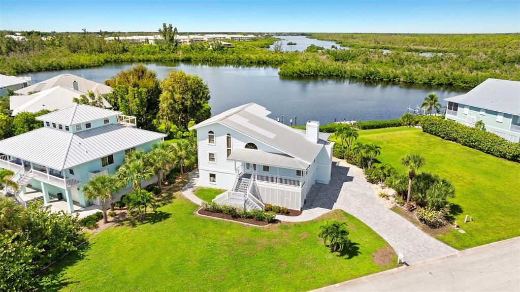 На продажу: $874,900 (4 спален, 3 ванн, 4118 Квадратных фут)