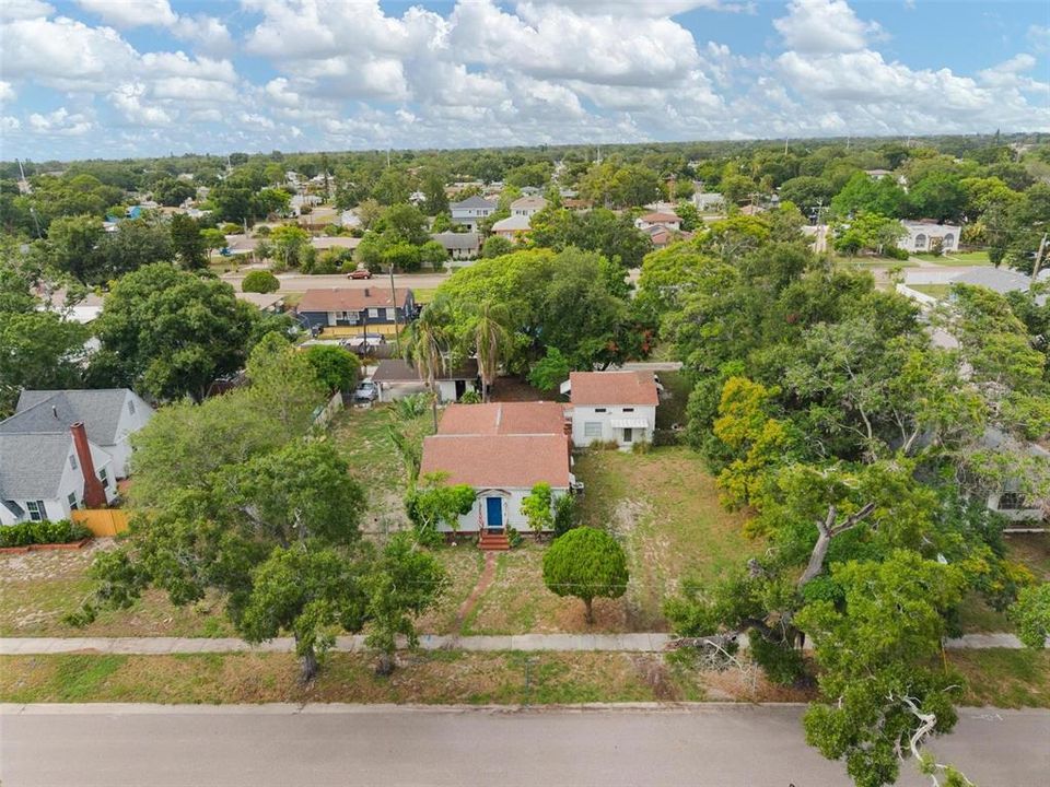 En Venta: $550,000 (0.34 acres)