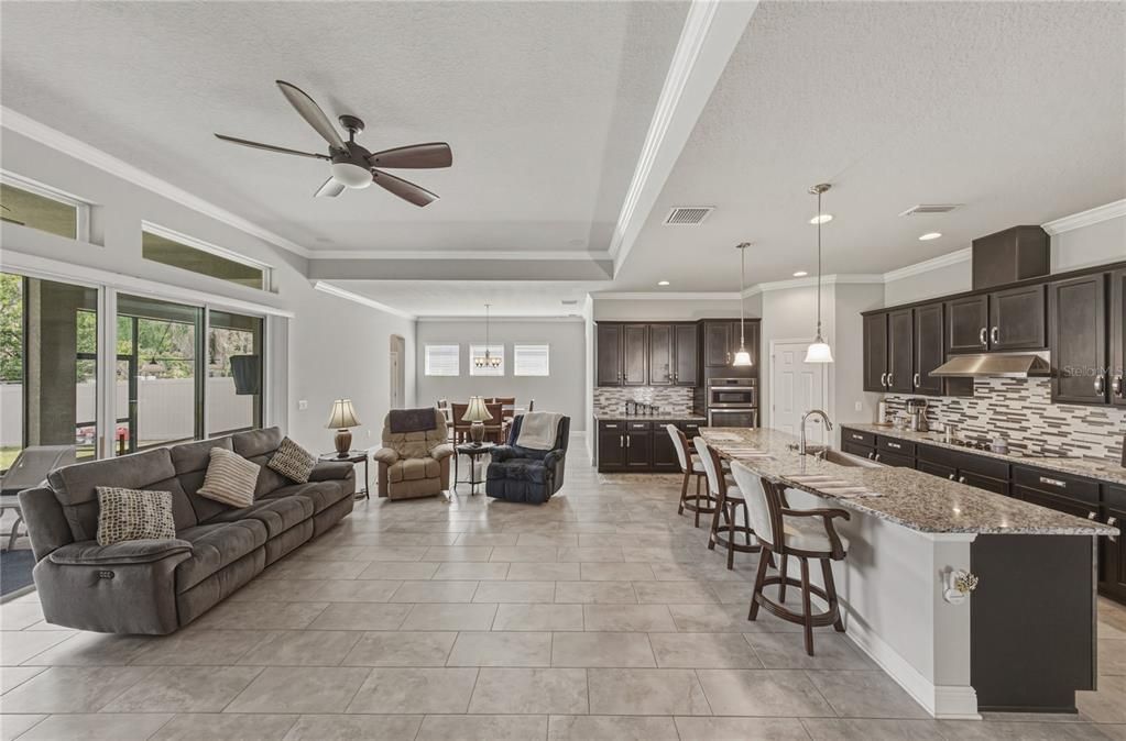 For Sale: $579,000 (4 beds, 3 baths, 2578 Square Feet)