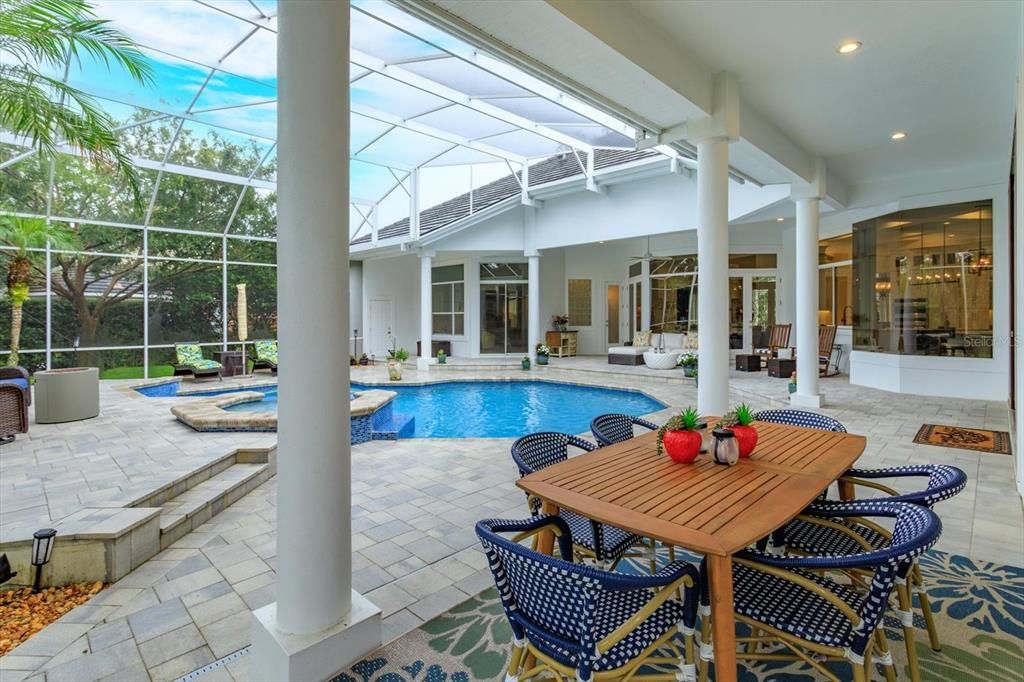 Active With Contract: $1,995,000 (4 beds, 4 baths, 4162 Square Feet)