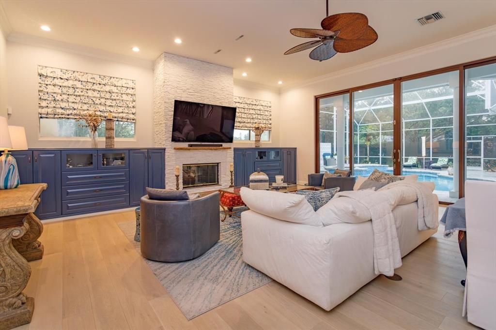 Active With Contract: $1,995,000 (4 beds, 4 baths, 4162 Square Feet)