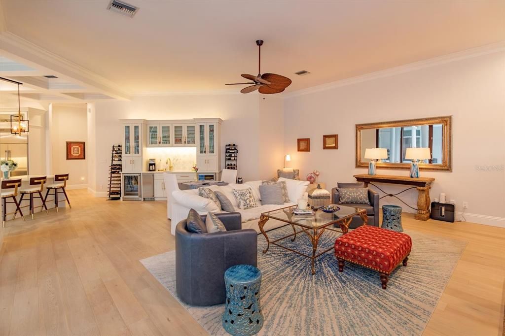 Active With Contract: $1,995,000 (4 beds, 4 baths, 4162 Square Feet)