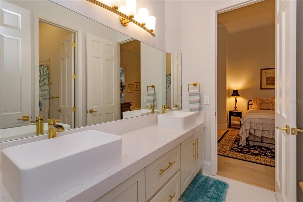 Active With Contract: $1,995,000 (4 beds, 4 baths, 4162 Square Feet)