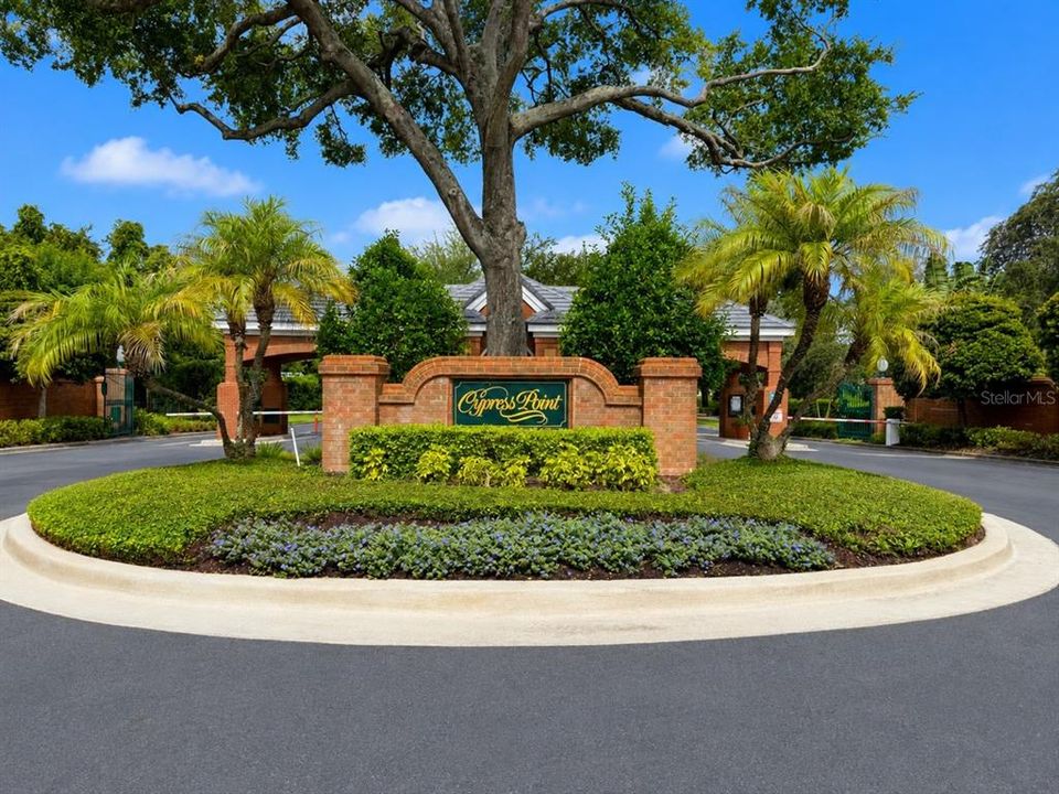 Active With Contract: $1,995,000 (4 beds, 4 baths, 4162 Square Feet)