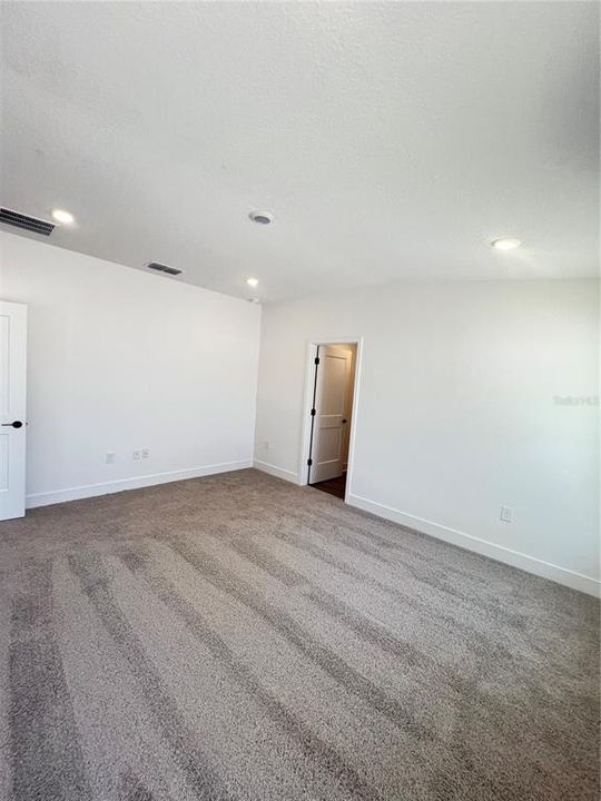 For Sale: $362,900 (3 beds, 2 baths, 1515 Square Feet)