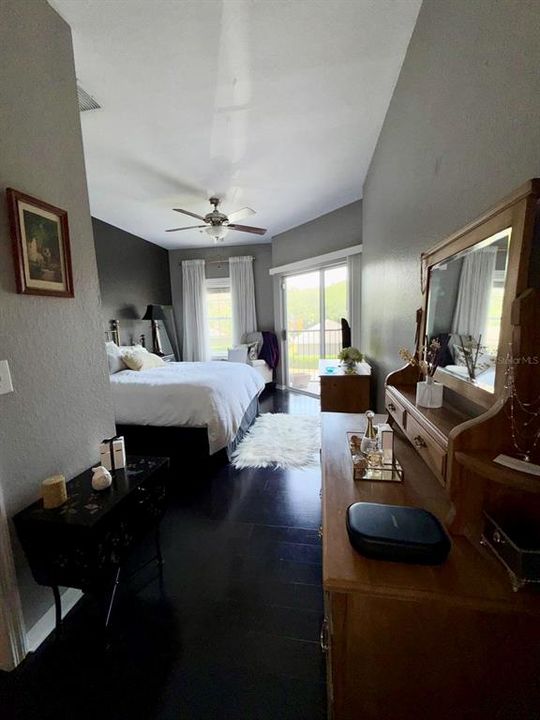 En Venta: $188,000 (1 camas, 1 baños, 850 Pies cuadrados)