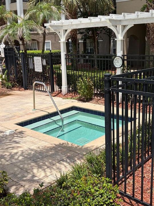 En Venta: $188,000 (1 camas, 1 baños, 850 Pies cuadrados)