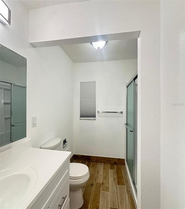 For Sale: $194,000 (2 beds, 2 baths, 1206 Square Feet)