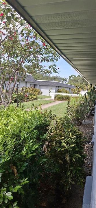 For Sale: $194,000 (2 beds, 2 baths, 1206 Square Feet)