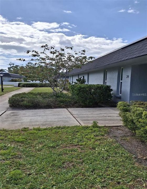 For Sale: $194,000 (2 beds, 2 baths, 1206 Square Feet)
