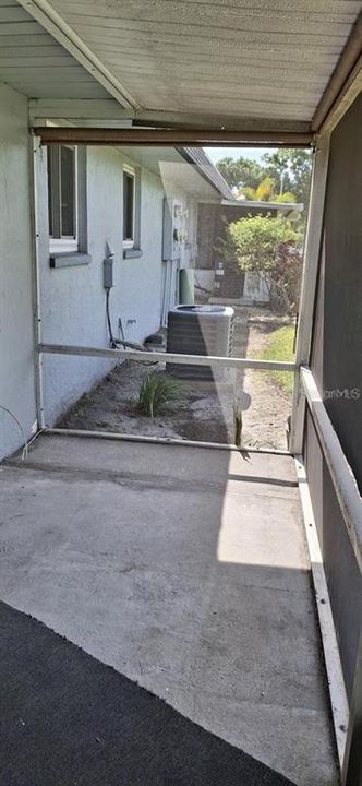 For Sale: $194,000 (2 beds, 2 baths, 1206 Square Feet)