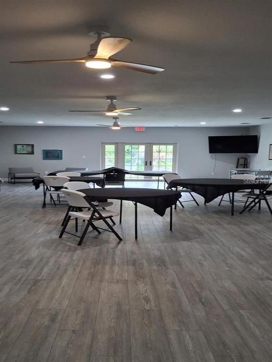 For Sale: $194,000 (2 beds, 2 baths, 1206 Square Feet)