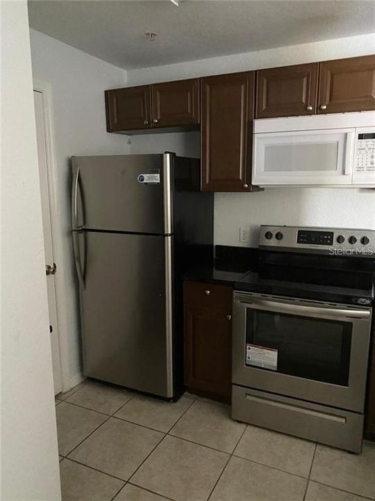 В аренду: $1,650 (2 спален, 2 ванн, 1062 Квадратных фут)