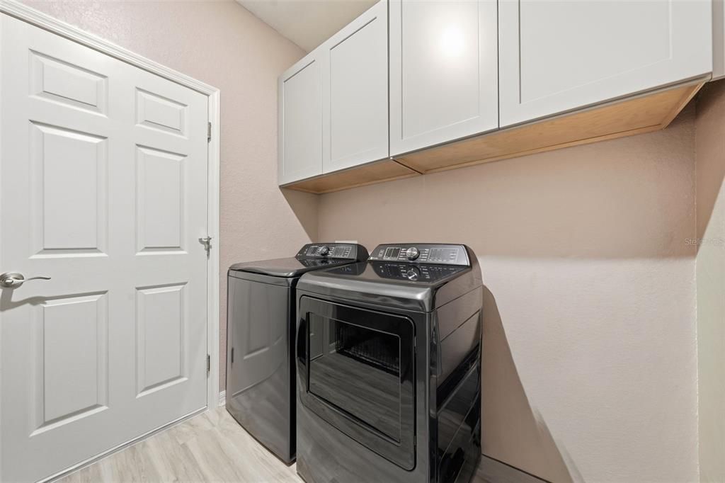 En Venta: $389,900 (3 camas, 2 baños, 2092 Pies cuadrados)
