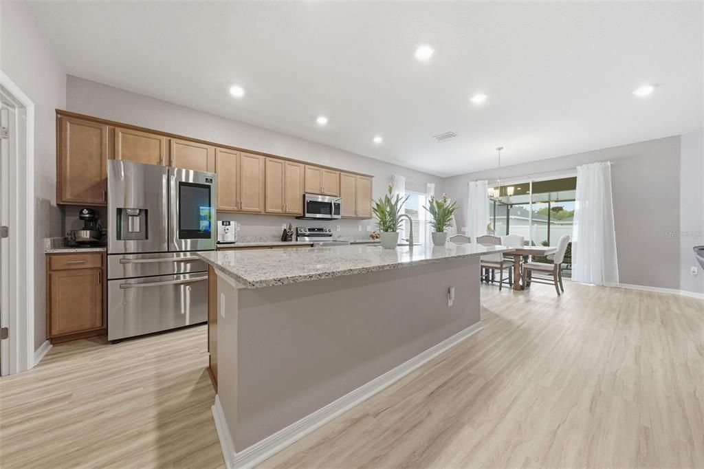 En Venta: $389,900 (3 camas, 2 baños, 2092 Pies cuadrados)