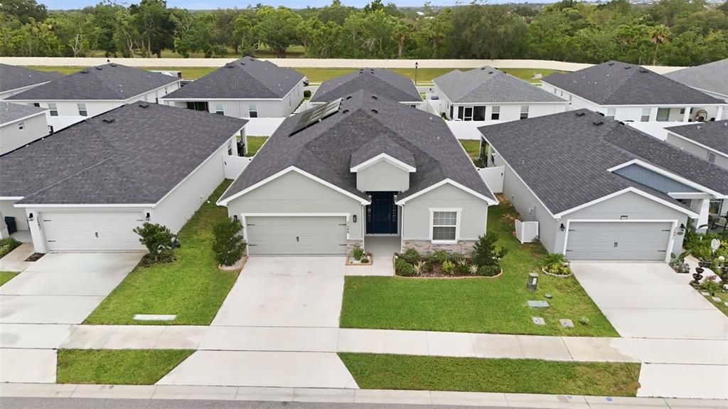 En Venta: $389,900 (3 camas, 2 baños, 2092 Pies cuadrados)