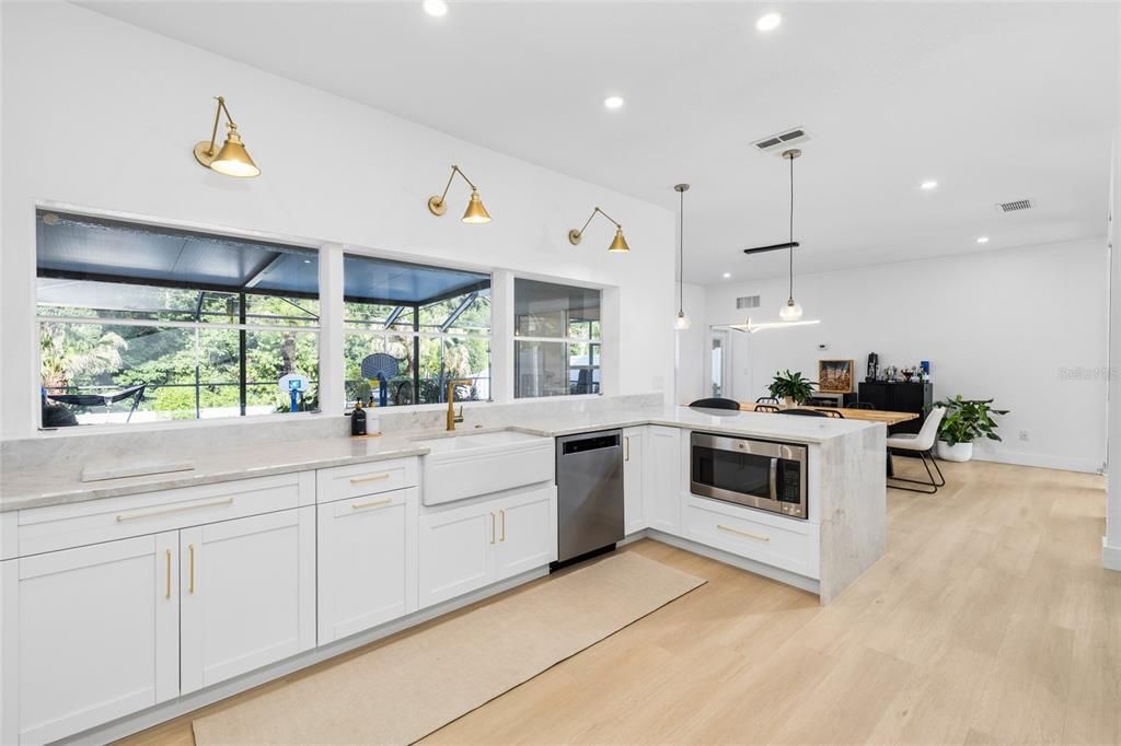 For Sale: $665,000 (4 beds, 3 baths, 2316 Square Feet)