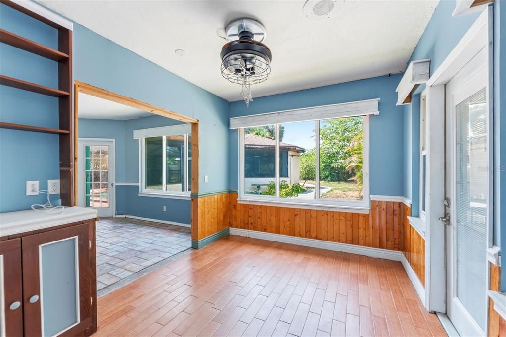 En Venta: $599,000 (3 camas, 2 baños, 2028 Pies cuadrados)