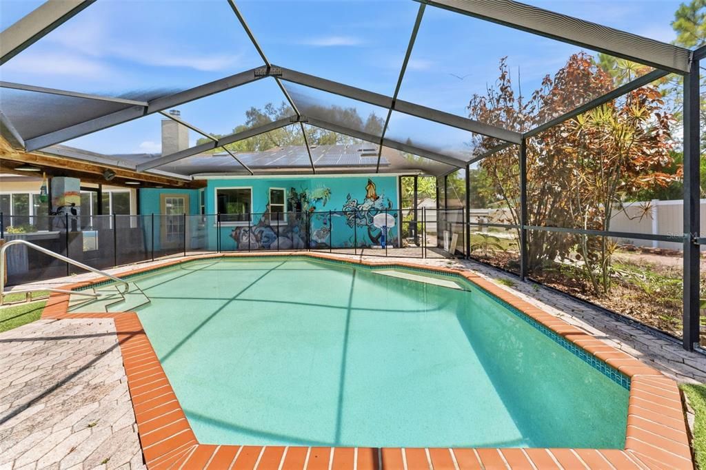 En Venta: $599,000 (3 camas, 2 baños, 2028 Pies cuadrados)