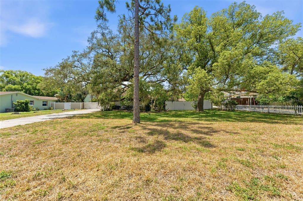 En Venta: $599,000 (3 camas, 2 baños, 2028 Pies cuadrados)