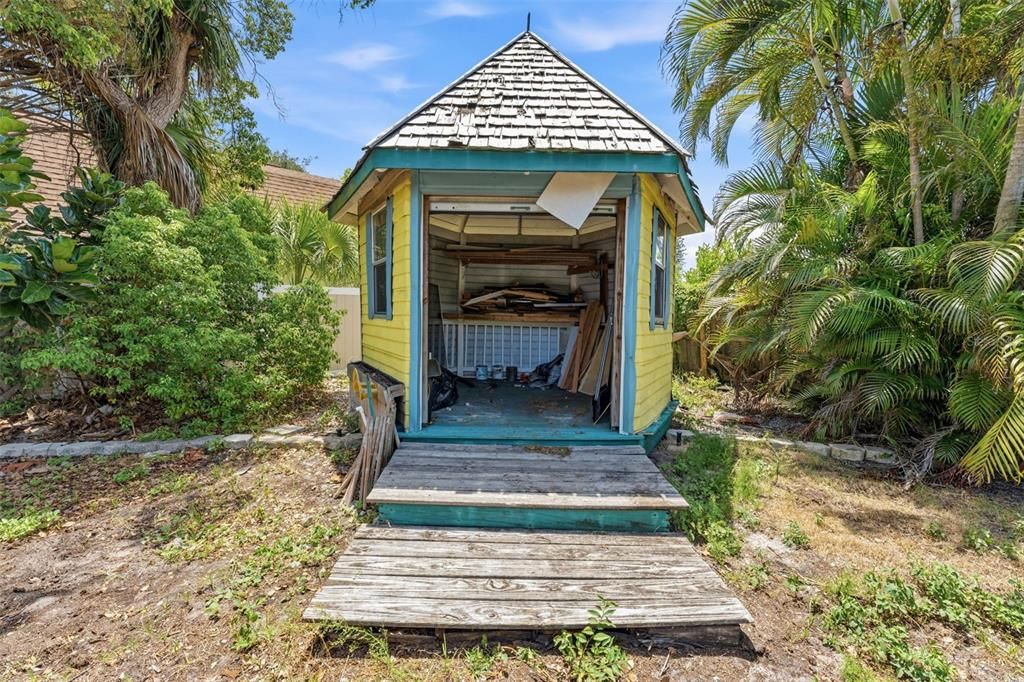 En Venta: $599,000 (3 camas, 2 baños, 2028 Pies cuadrados)