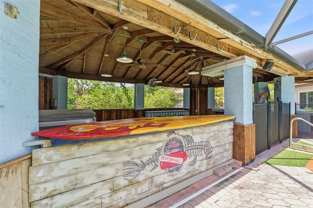 En Venta: $599,000 (3 camas, 2 baños, 2028 Pies cuadrados)