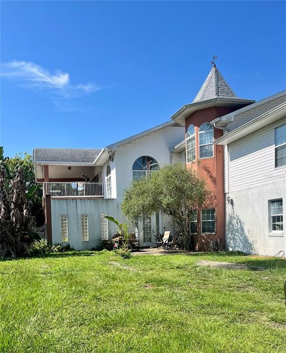 En Venta: $924,900 (7 camas, 5 baños, 6270 Pies cuadrados)