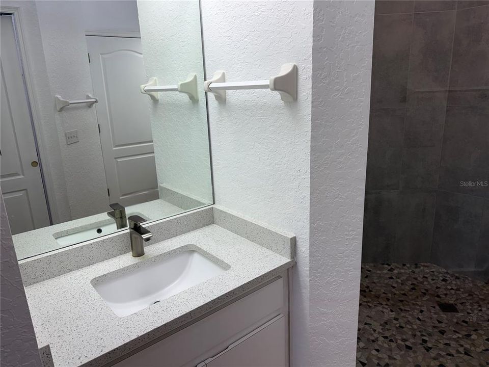 En Venta: $310,000 (3 camas, 2 baños, 1288 Pies cuadrados)