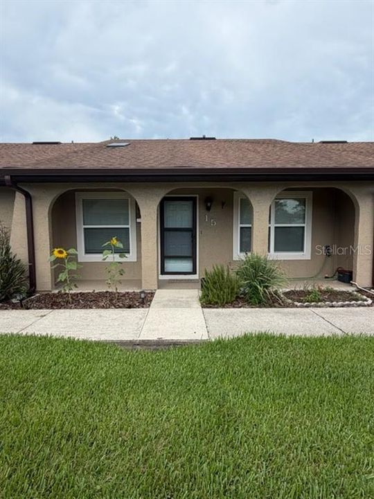 For Rent: $1,600 (2 beds, 2 baths, 1050 Square Feet)