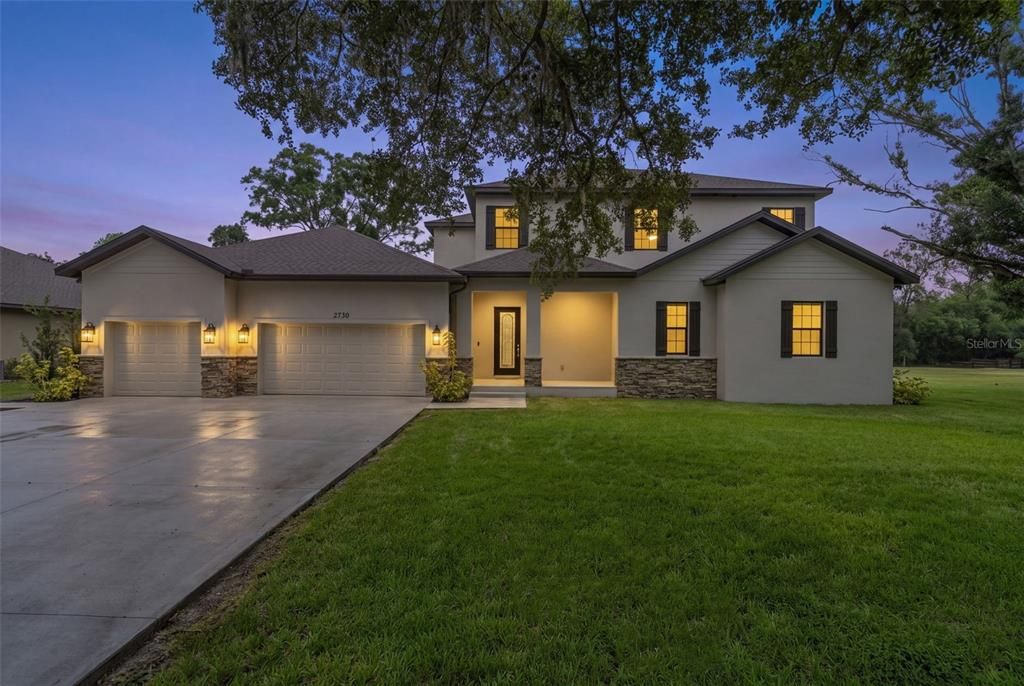 For Sale: $1,299,000 (6 beds, 4 baths, 4374 Square Feet)