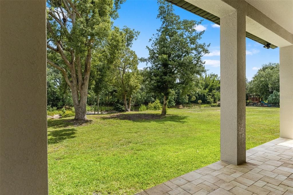 For Sale: $1,299,000 (6 beds, 4 baths, 4374 Square Feet)