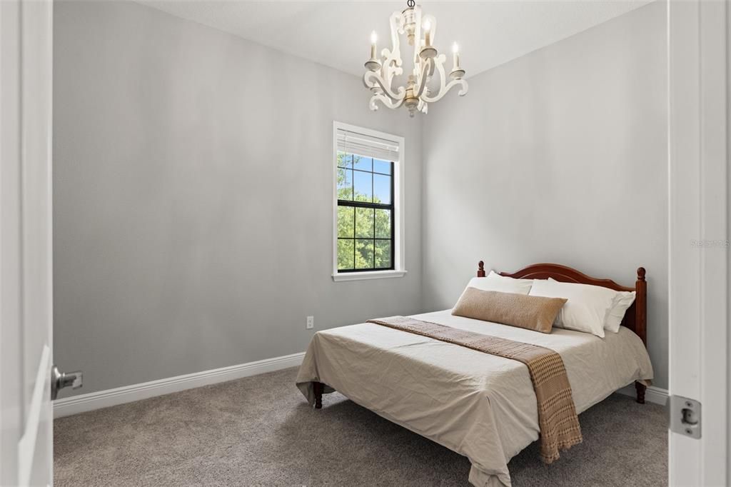 For Sale: $1,299,000 (6 beds, 4 baths, 4374 Square Feet)