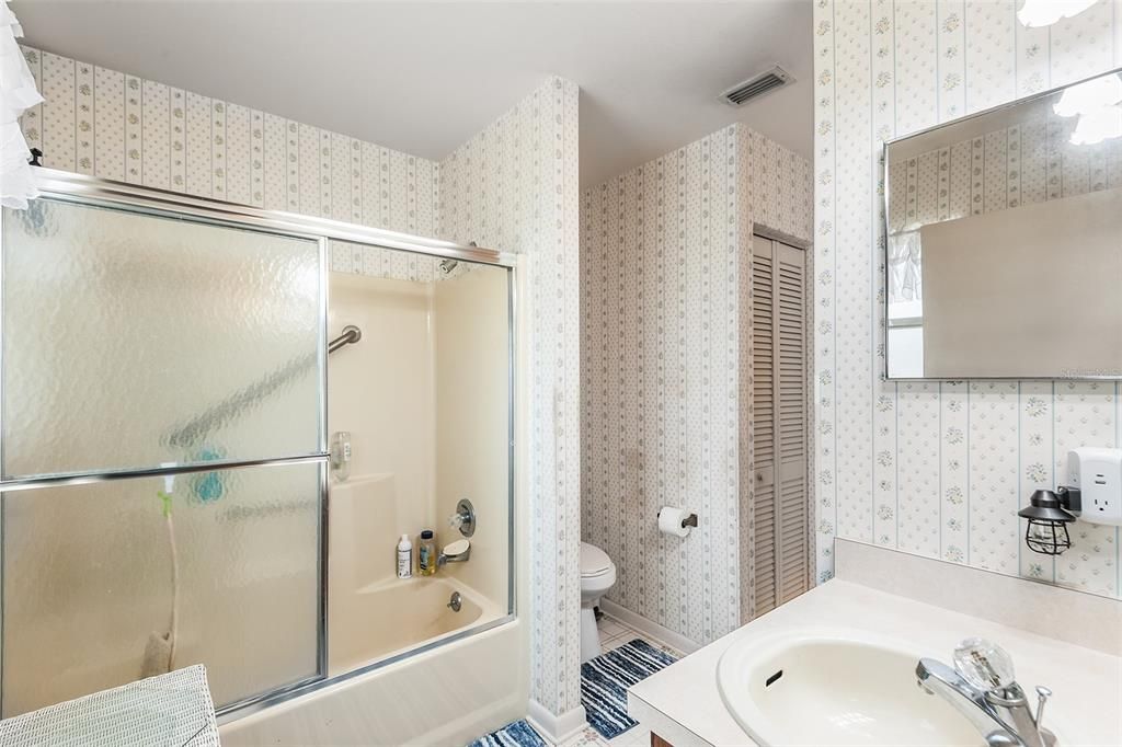 For Sale: $210,000 (2 beds, 2 baths, 1543 Square Feet)
