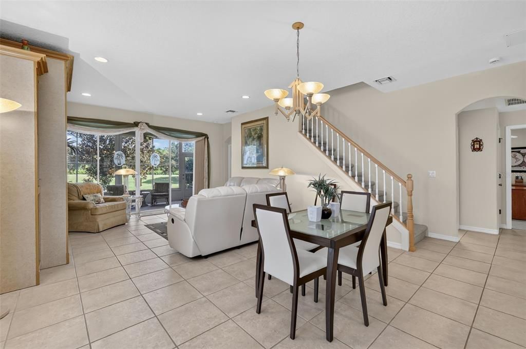For Sale: $394,500 (3 beds, 3 baths, 2131 Square Feet)