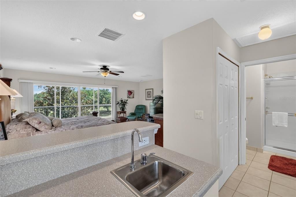 For Sale: $394,500 (3 beds, 3 baths, 2131 Square Feet)