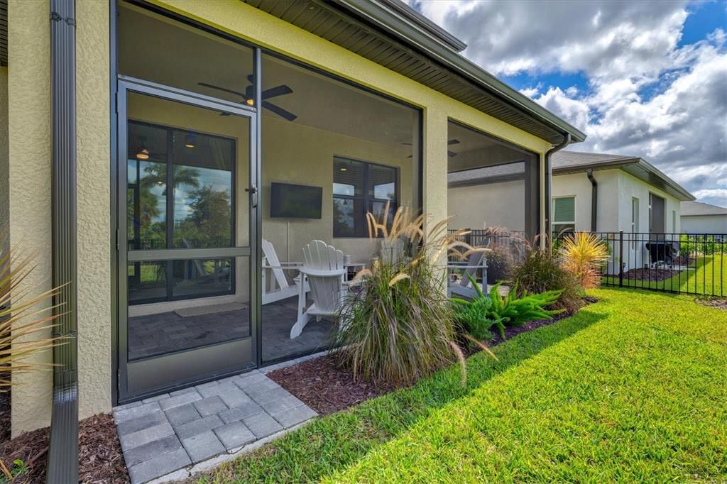 For Sale: $350,000 (4 beds, 3 baths, 2567 Square Feet)