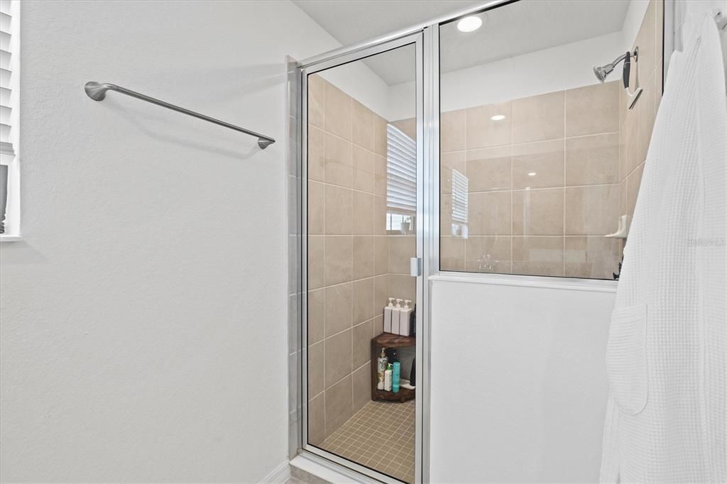 For Sale: $350,000 (4 beds, 3 baths, 2567 Square Feet)
