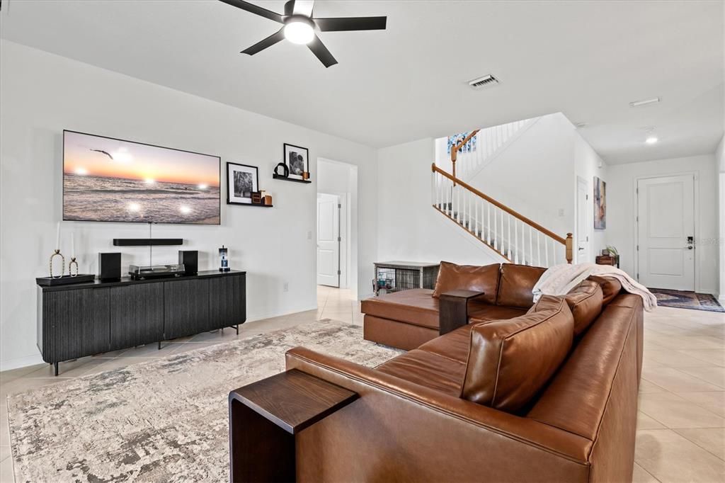 For Sale: $350,000 (4 beds, 3 baths, 2567 Square Feet)