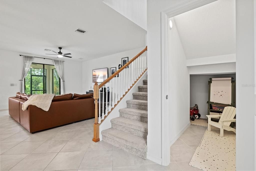 For Sale: $350,000 (4 beds, 3 baths, 2567 Square Feet)