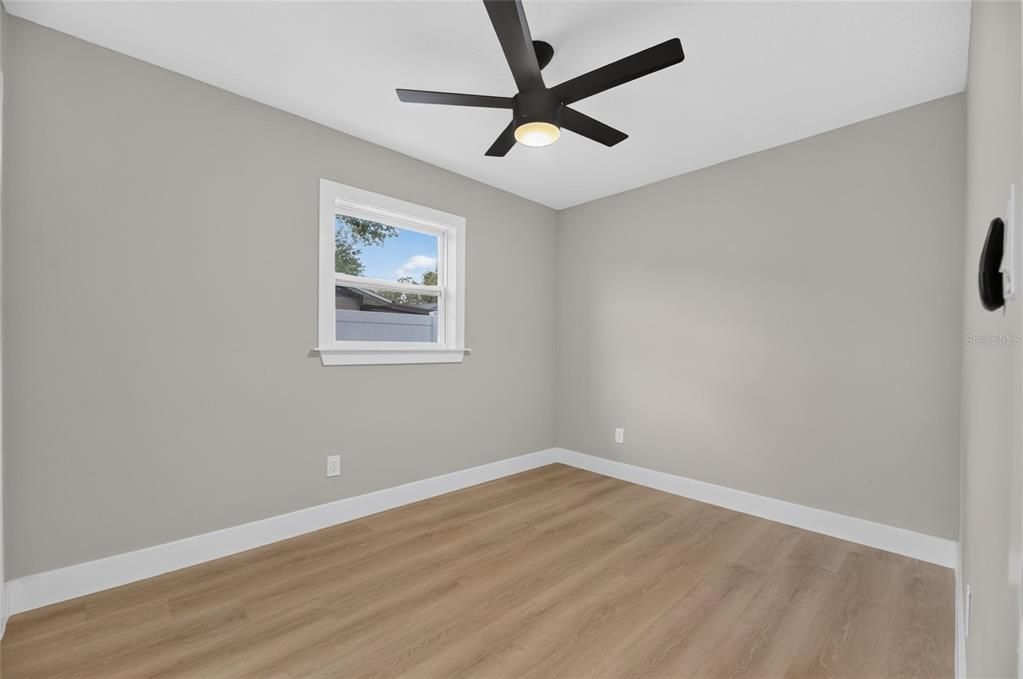 For Sale: $430,000 (4 beds, 3 baths, 1635 Square Feet)